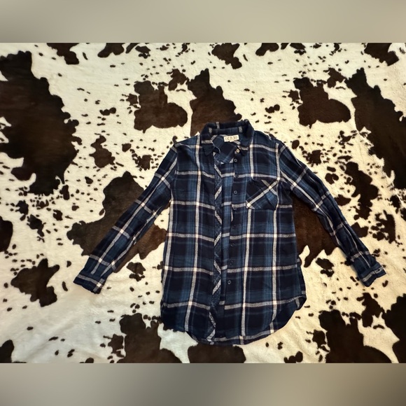 Pink Rose Navy Blue and white flannel Shirt Small - Picture 1 of 6